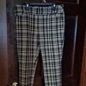 LOFT Black and White Plaid Cropped Pants